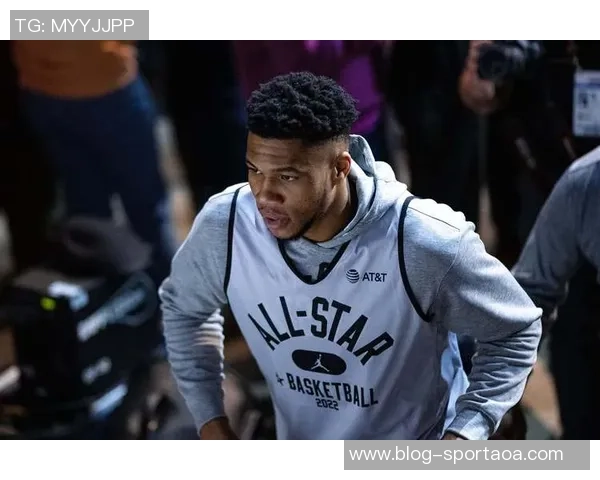 字母哥展望未来五年冲击得分榜前列并透露可能再添四个孩子的计划